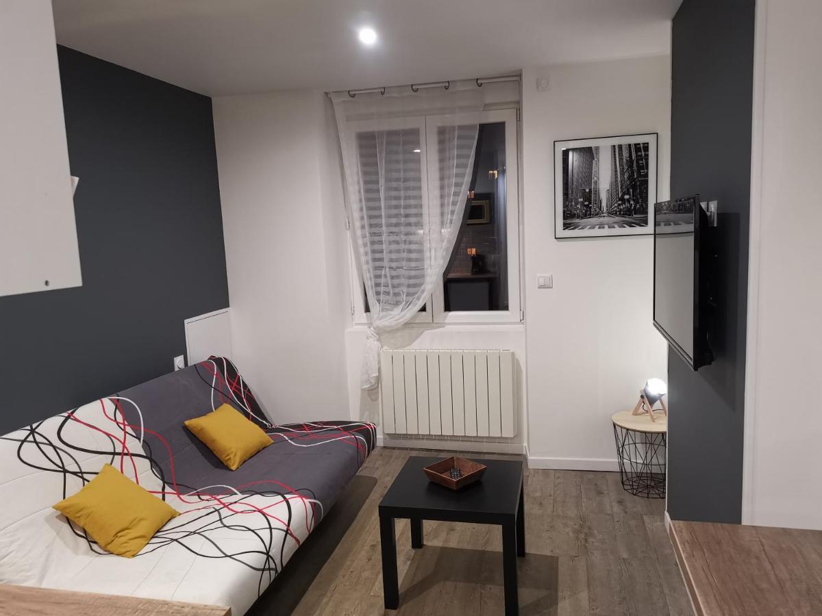 Studio Cosy Au Pied Du Metro Flachet Villeurbanne Exterior photo
